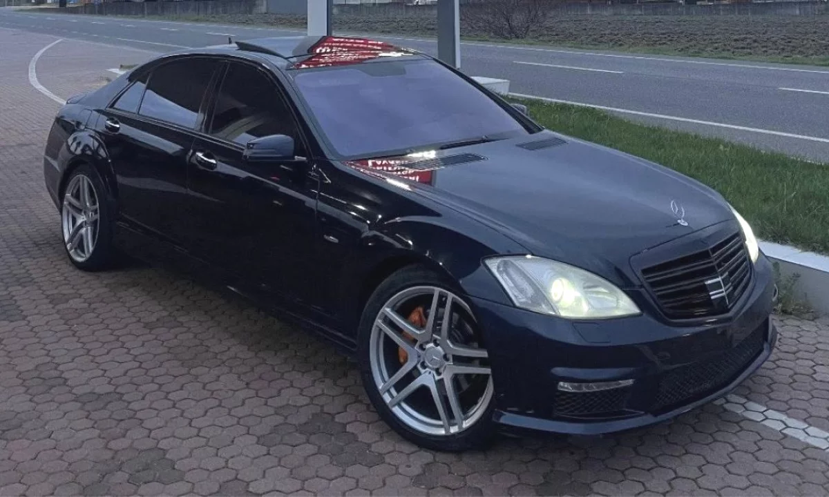 Auto in Vendita a Tirana, Mercedes-Benz, 2006 Diesel,Kambio Automatik Pagamento 6,499  Euro.