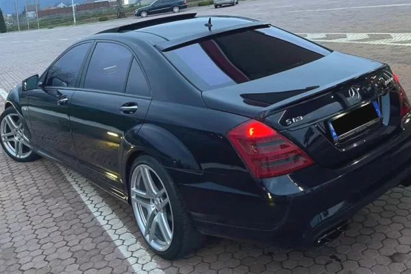 Auto in Vendita a Tirana - 6,499 Euro