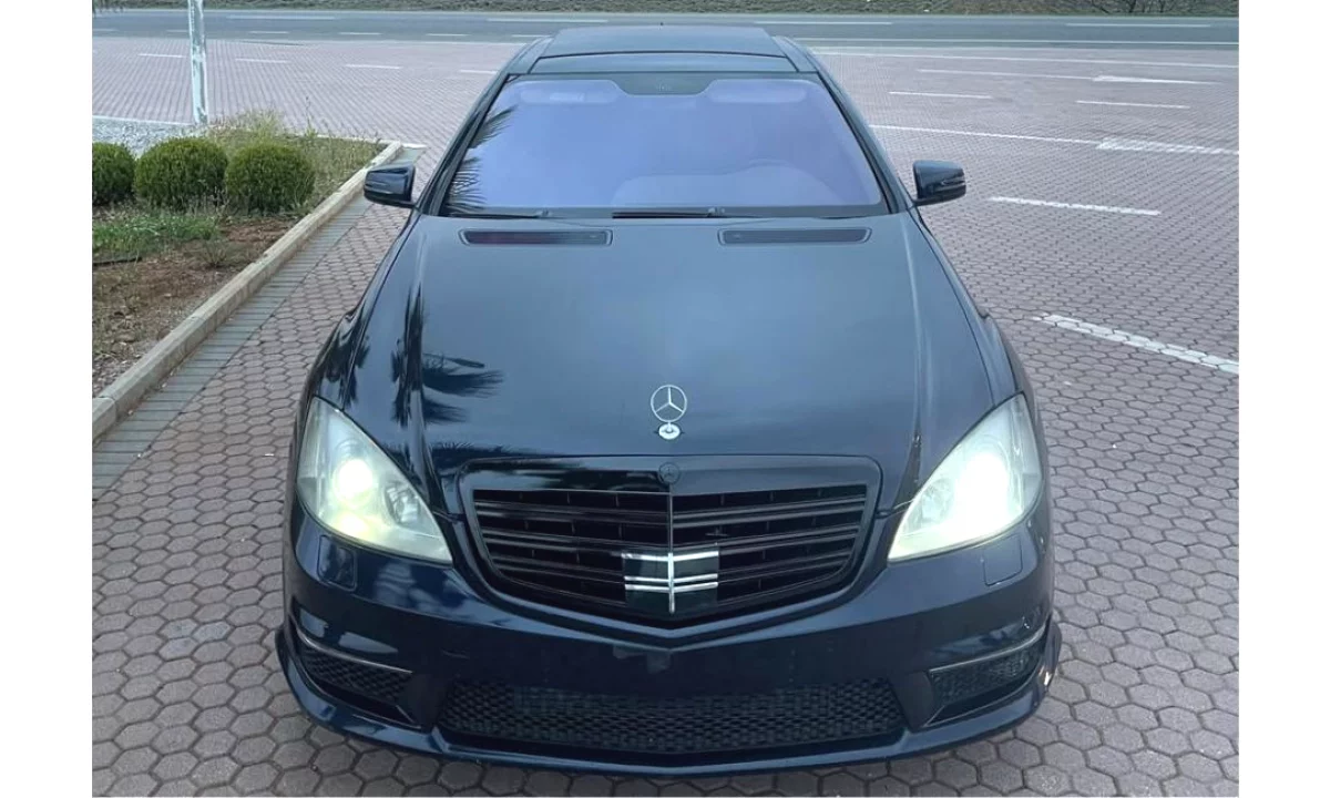 Auto in Vendita a Tirana, Mercedes-Benz, 2006 Diesel,Kambio Automatik Pagamento 6,499  Euro.