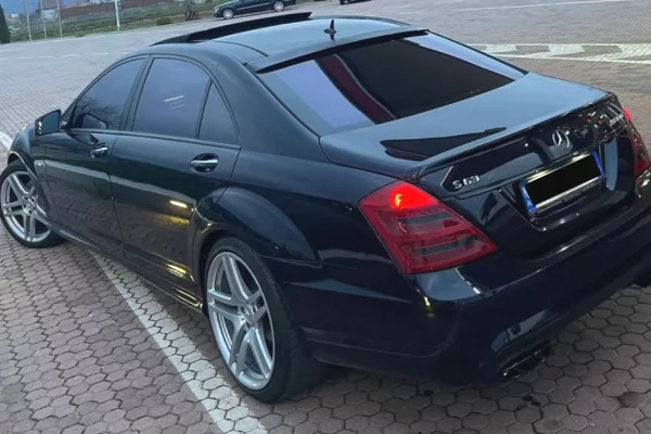 Auto in Vendita a Tirana - 6,499 Euro