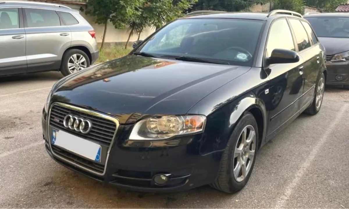 Auto in Vendita a Tirana, Audi, 2006 Diesel,Kambio Automatik Pagamento 3,500  Euro.