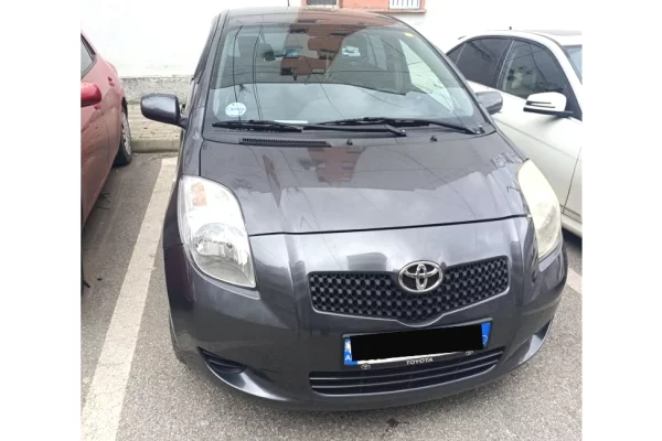  Shitet Toyota Yaris 1.4 Naftë – Pogradec