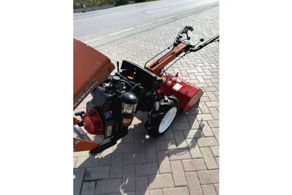 Strumenti di lavoro a Tirana - 2,000 Euro