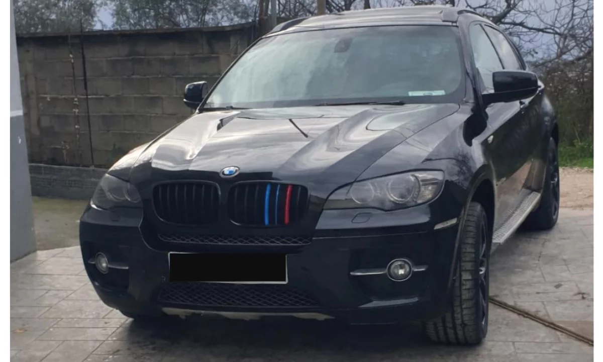Auto in Vendita a Tirana, BMW, 2011 Diesel,Kambio Automatik Pagamento 7,700  Euro.