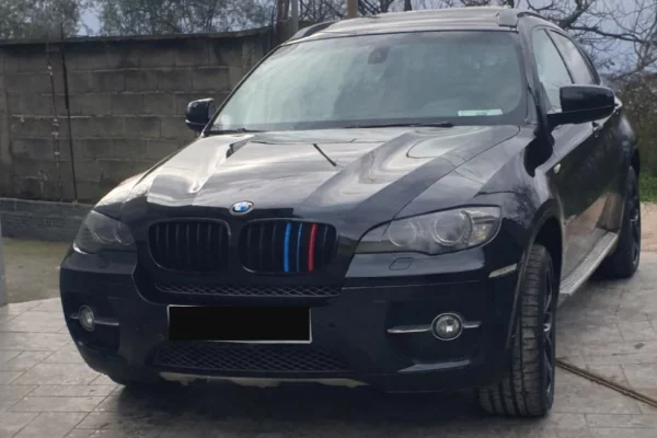 Auto in Vendita a Tirana - 7,700 Euro