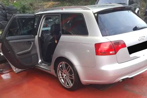 Makina ne shitje ne Tirane - 5,000 Euro