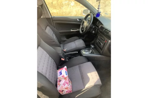 Makina ne shitje ne Tirane - 1,500 Euro