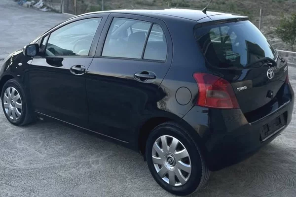 Makina ne shitje ne Tirane, Toyota, 2007 Diesel,Kambio Automatik Pagesa 4,800  Euro.