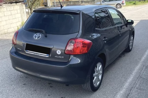 Makina ne shitje ne Fier - 4,200 Euro