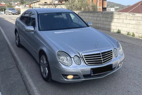 Auto in Vendita a Tirana - 5,400 Euro