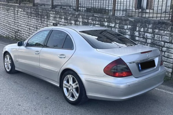 Auto in Vendita a Tirana - 5,400 Euro