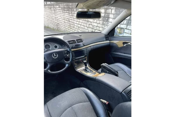 Auto in Vendita a Tirana - 5,400 Euro