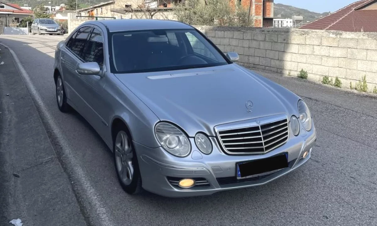 Auto in Vendita a Tirana, Mercedes-Benz, 2007 Diesel,Kambio Automatik Pagamento 5,400  Euro.