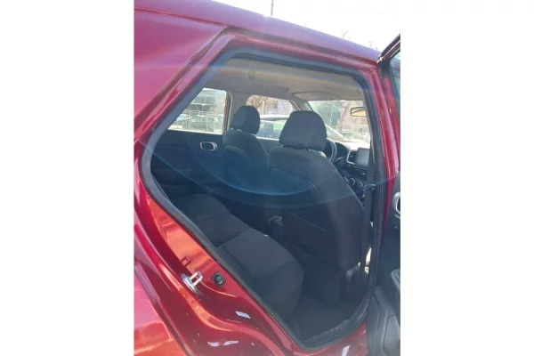 Makina ne shitje ne Tirane - 13,700 Euro