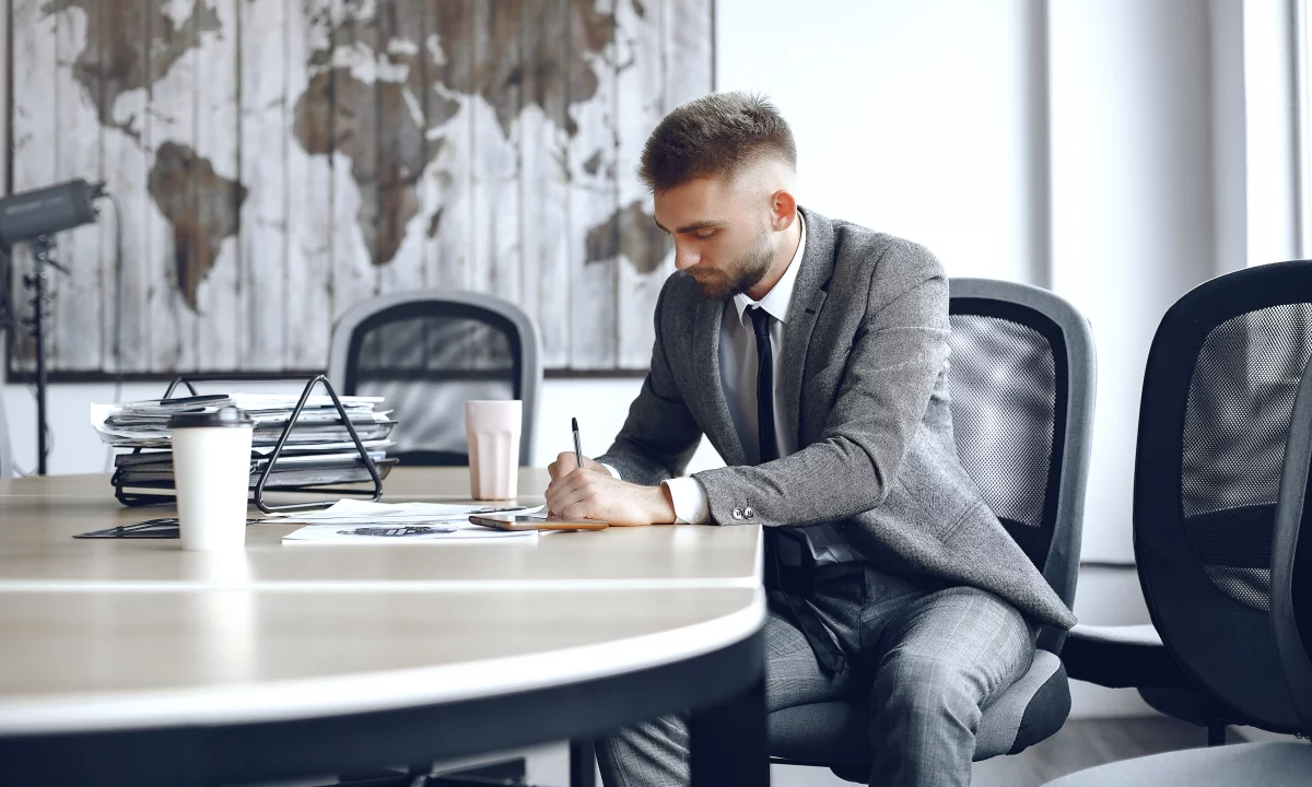 Njoftime Pune ne Tirane, Profesioni Përgjegjës i Sektorit të Shërbimeve të Përgjithshme , Me eksperience, Pagesa Me Marreveshje.