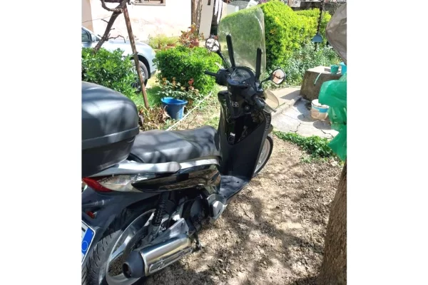 Moto e Scooter in vendita a Tirana - 1,700 Euro