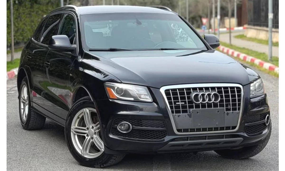 Makina ne shitje ne Tirane, Audi, 2012 gasoline-gas,Kambio Automatik Pagesa 6,900  Euro.