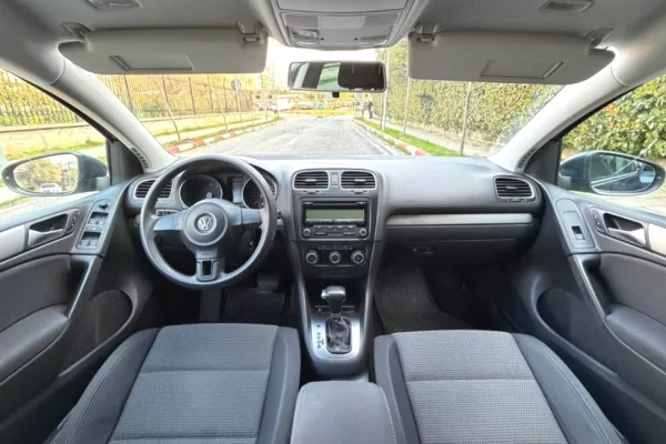 Makina ne shitje ne Tirane - 5,200 Euro