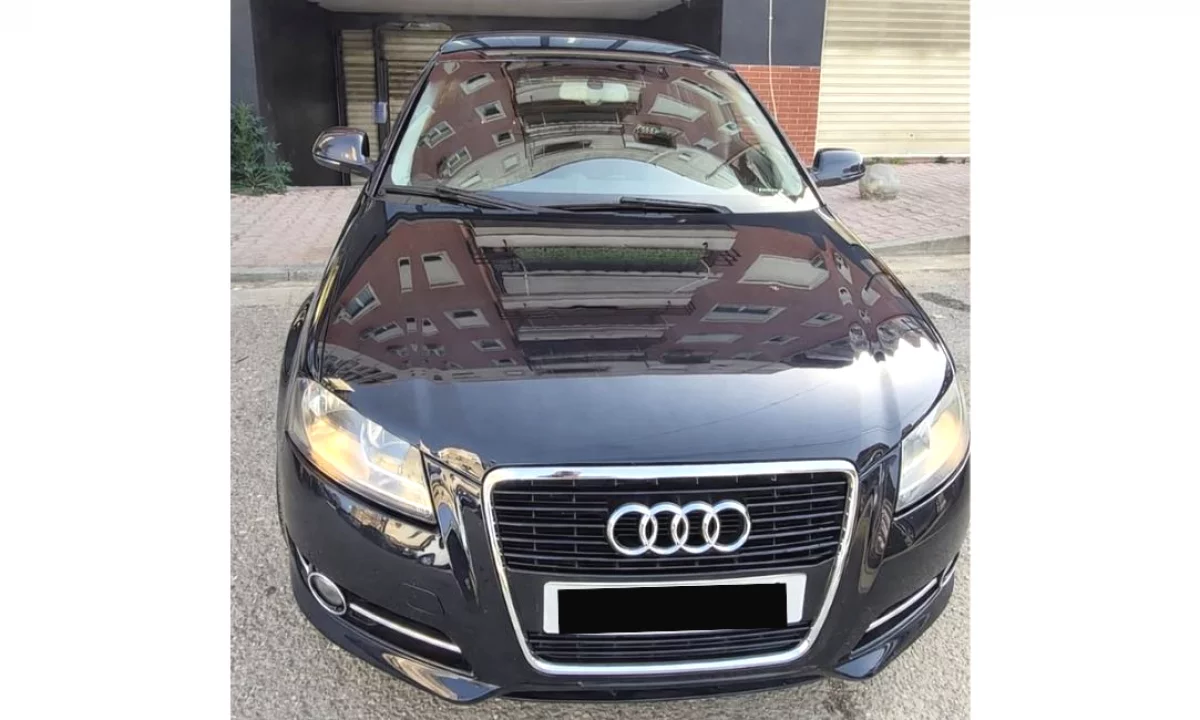 Makina ne shitje ne Tirane, Audi, 2012 Diesel,Kambio Automatik Pagesa 5,800  Euro.