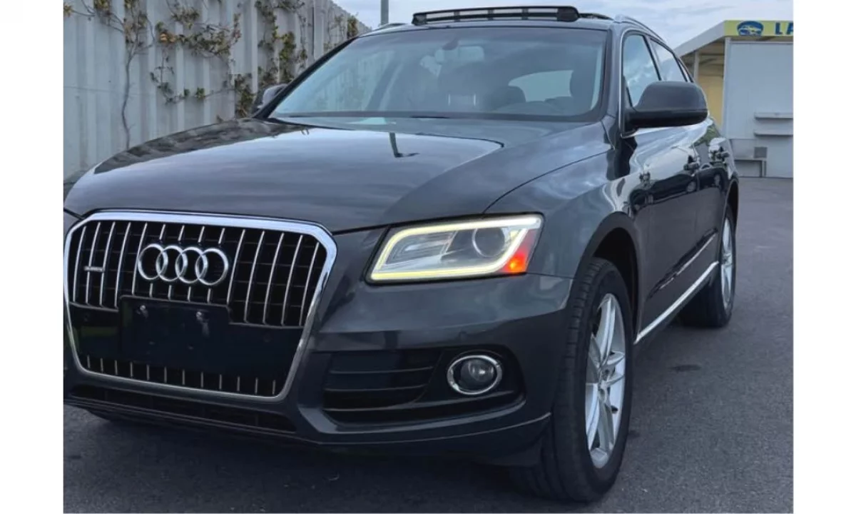 Makina ne shitje ne Durres, Audi, 2015 Diesel,Kambio Automatik Pagesa 10,000  Euro.