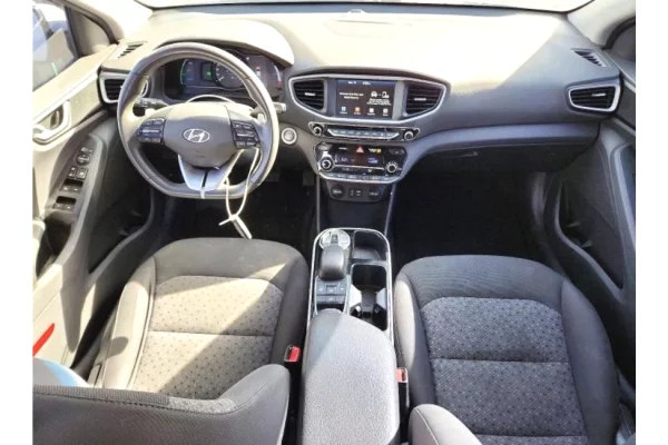 Auto in Vendita a Tirana - 7,300 Euro