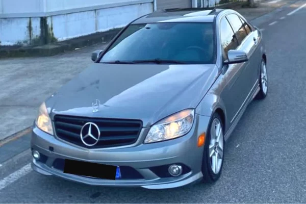 Makina ne shitje ne Tirane - 6,600 Euro