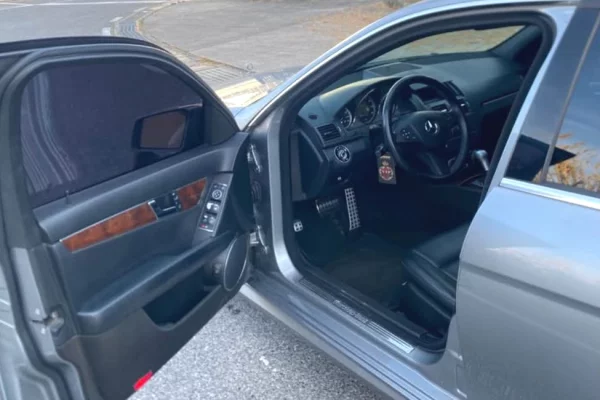 Makina ne shitje ne Tirane - 6,600 Euro