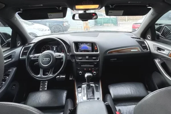 Makina ne shitje ne Durres - 12,000 Euro