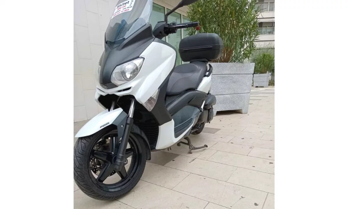 Yamaha X-Max 250cc – Viti 2011