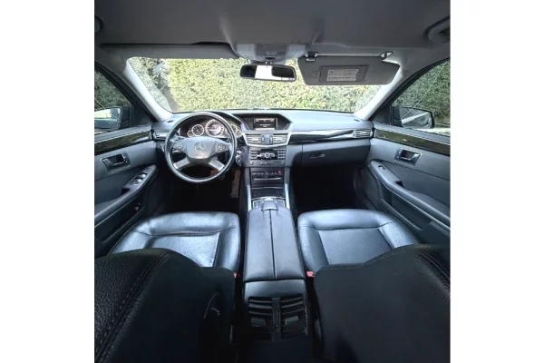 Makina ne shitje ne Tirane - 7,900 Euro