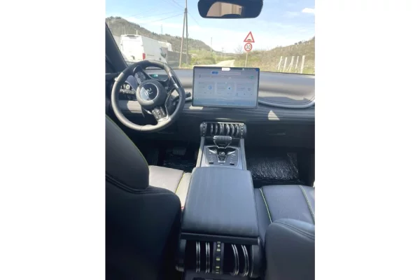 Auto in Vendita a Tirana - 19,500 Euro