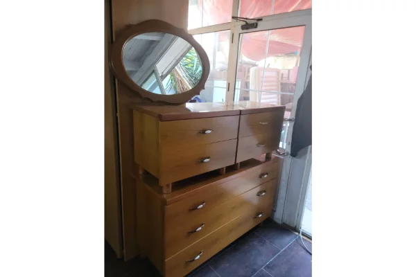 Mobilje dhe Elektroshtepiake ne Tirane - 85,000 Leke