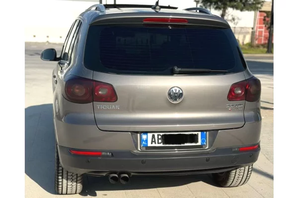 Auto in Vendita a Tirana - 8,500 Euro