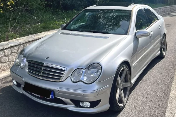 Makina ne shitje ne Tirane - 5,555 Euro