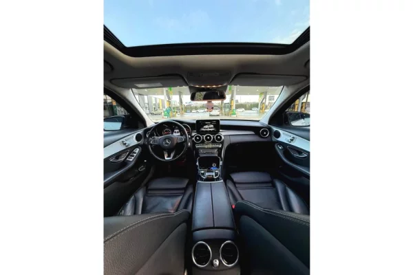 Makina ne shitje ne Prishtine, Mercedes-Benz, 2016 Diesel,Kambio Automatik Pagesa 18,000  Euro.