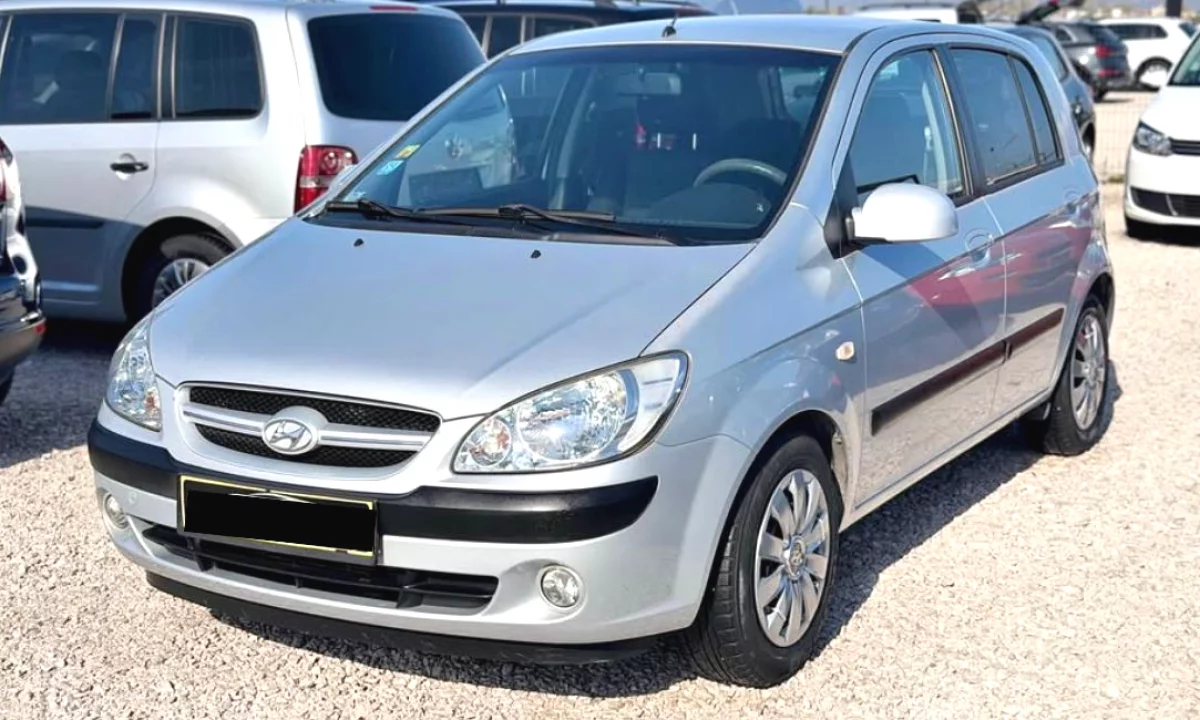 Makina ne shitje ne Durres, Hyundai, 2007 gasoline-gas,Kambio Automatik Pagesa 4,200  Euro.