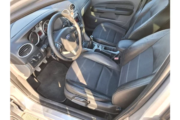 Makina ne shitje ne Tirane - 3,800 Euro