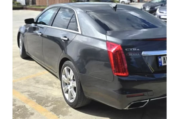 Makina ne shitje ne Tirane - 9,999 Euro