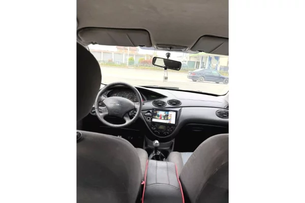 Makina ne shitje ne Tirane - 2,000 Euro