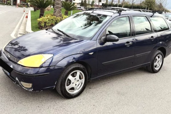 Makina ne shitje ne Tirane - 2,000 Euro