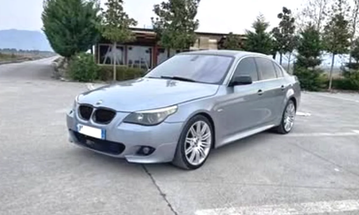 Makina ne shitje ne Shkoder, BMW, 2005 Diesel,Kambio Automatik Pagesa 4,200  Euro.