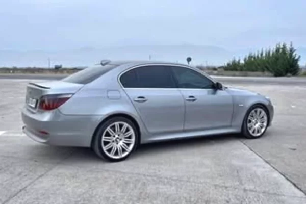 Makina ne shitje ne Shkoder, BMW, 2005 Diesel,Kambio Automatik Pagesa 4,200  Euro.