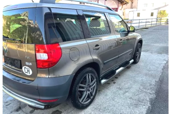 Auto in Vendita a Tirana - 8,700 Euro