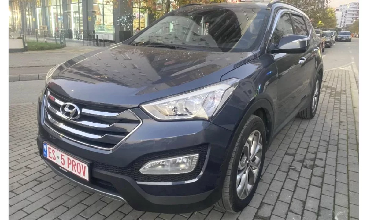 Makina ne shitje ne Tirane, Hyundai, 2014 Diesel,Kambio Automatik Pagesa 7,800  Euro.