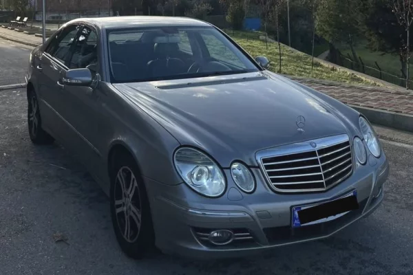 Makina ne shitje ne Tirane - 5,500 Euro