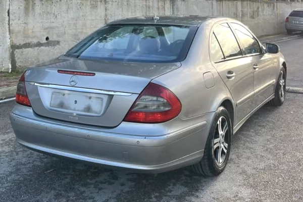 Makina ne shitje ne Tirane - 5,500 Euro