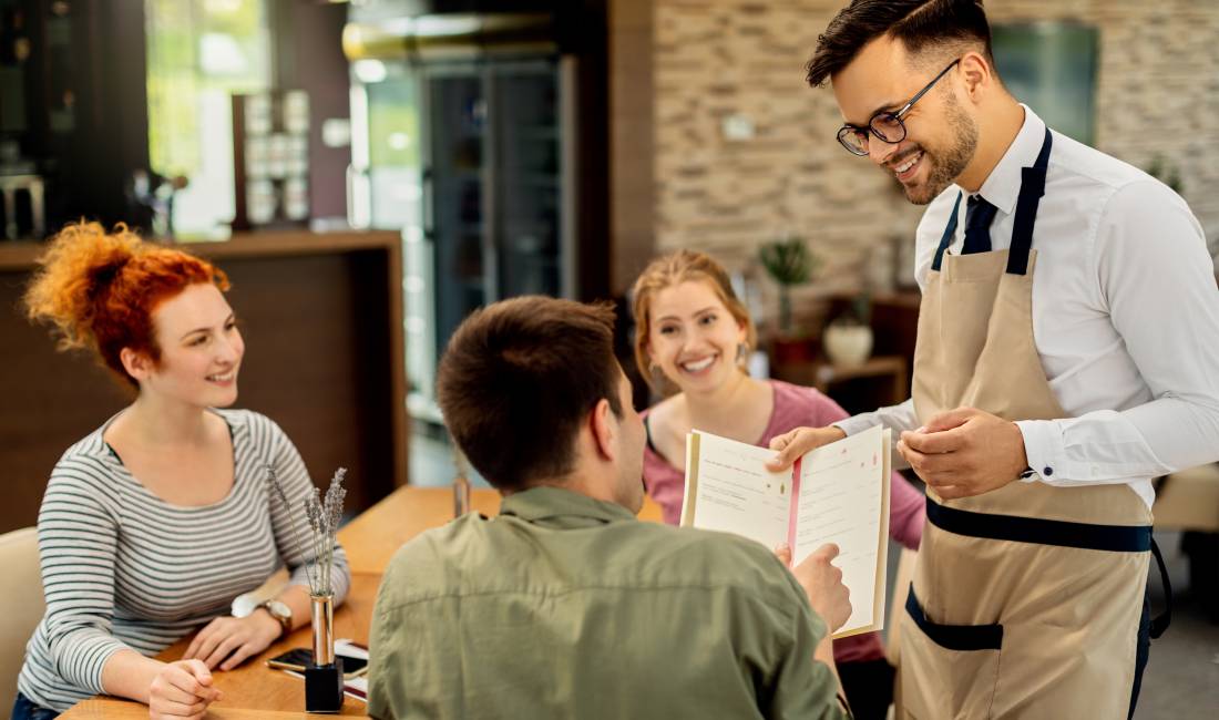 Job Offers in Tirana, Profession Kërkohen punëtorë sezonalë për të punuar në Poreč. , With experience, Payment 3,500  Euro.