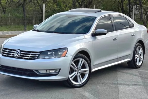 Makina ne shitje ne Tirane - 6,300 Euro