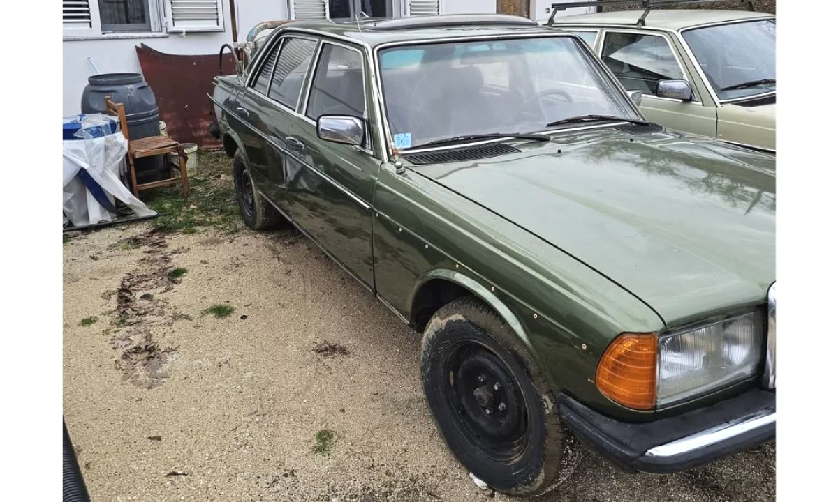 Makina ne shitje ne Tirane, Mercedes-Benz, 1990 Diesel,Kambio Automatik Pagesa 6,500  Euro.