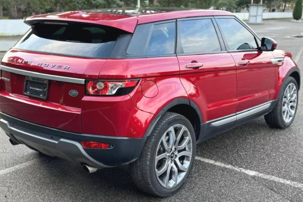 Makina ne shitje ne Tirane - 8,500 Euro